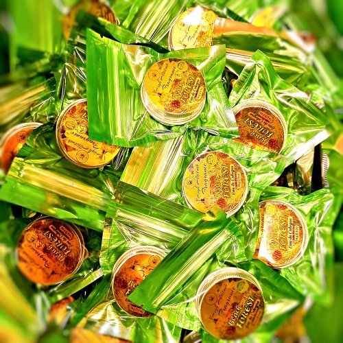 BLACK FOREST Cologne - Eau de Cologne - Solid Balm - Aromatherapy Essential Oils (Black Spruce, Pine, Cypress, Cedar Wood &amp; Leaf, Juniper) - Natural Fragrance